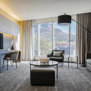 5* Hotel The Capital 15 On Orange &